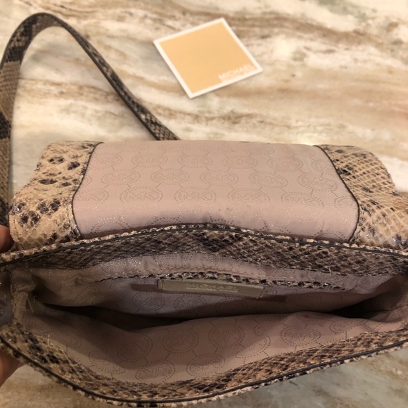 Michael Kors Snake purse - Picture 8 of 12